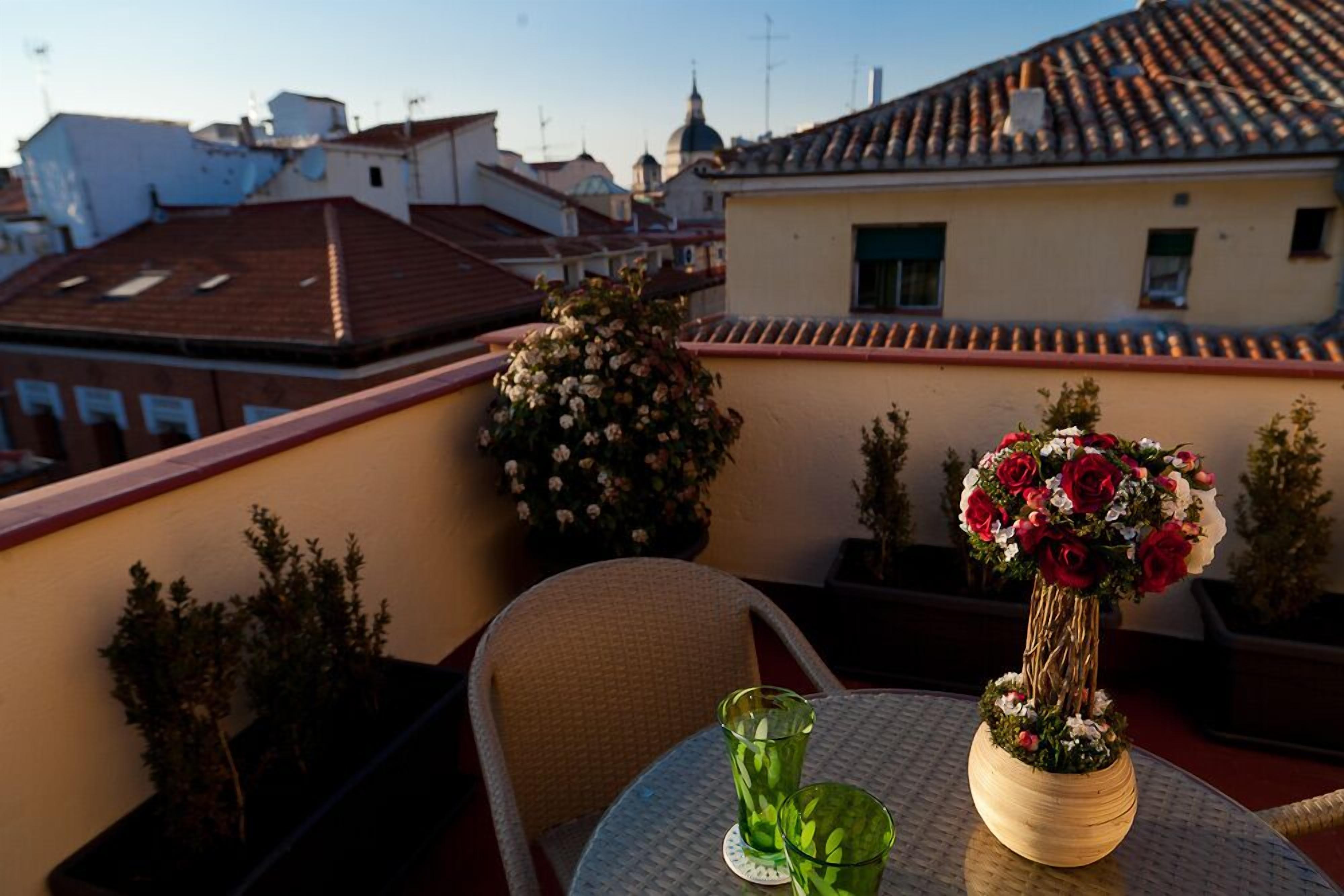 Thc Tirso Molina Hostel — Photos 2